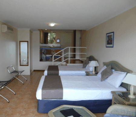 Sunlit Waters Studio Apartments - C Tourism 5