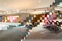 Clan Lakeside Lodge - C Tourism 4