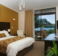 Whale Motor Inn - C Tourism
