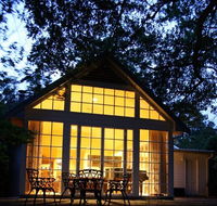 Bygone Beautys Cottages - C Tourism