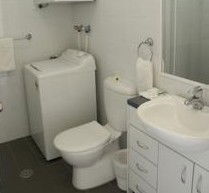 Maclin Lodge Motel - C Tourism 5