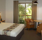 Colonial Village Motel - C Tourism