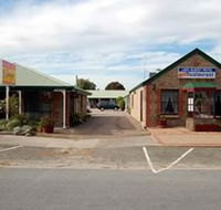 Lake Albert Motel - C Tourism
