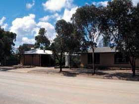 Outback Chapmanton Motor Inn - C Tourism 1