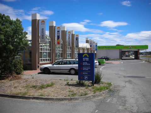 Waurn Ponds Hotel - C Tourism 0