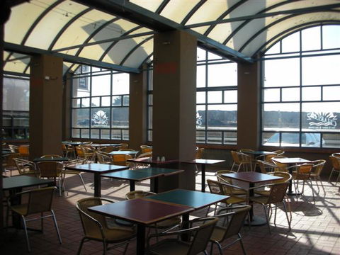 Waurn Ponds Hotel - C Tourism 1