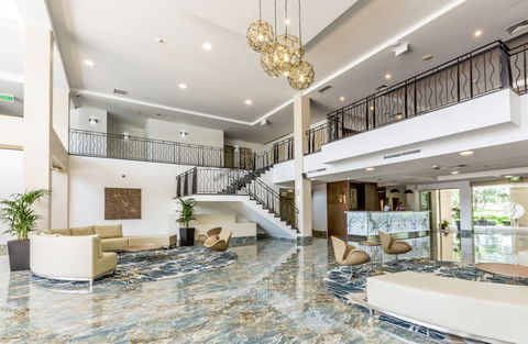 Ramada Hotel Hope Harbour - C Tourism 2