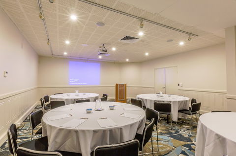 Ramada Hotel Hope Harbour - C Tourism 5