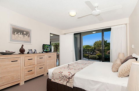 Windward Passage, Golden Beach - C Tourism 4