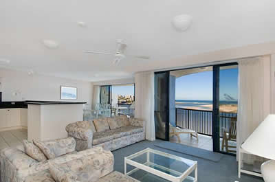 Windward Passage, Golden Beach - C Tourism 13