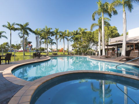 Oaks Oasis - C Tourism 0