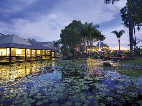 Oaks Oasis - C Tourism 1