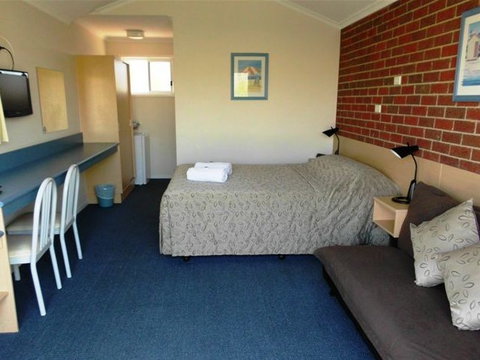 Merimbula Gardens Motel - C Tourism 0