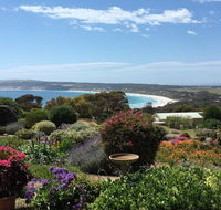 Emu Bay Holiday Homes - C Tourism