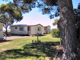 Millicent Hillview Caravan Park - C Tourism 0
