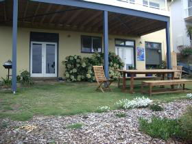 Victor Apartments - Cheri-On-Sea Apartment - C Tourism 0