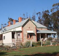 Peggy's Retreat - C Tourism