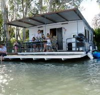 The Murray Dream Self Contained Moored Houseboat - C Tourism