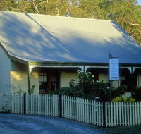 Country Pleasures Bed and Breakfast - C Tourism