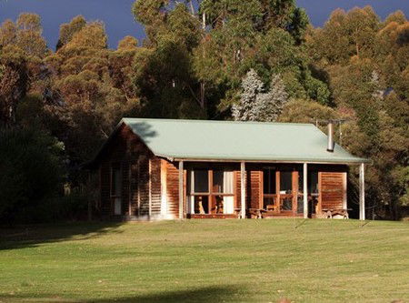 Murray's Country Cottages - C Tourism 1