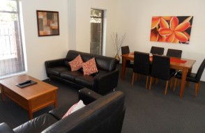 Ralston Townhouse - C Tourism 4