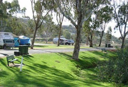 Mannum Caravan Park Cabins - C Tourism 1