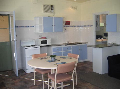 Modra's Apartments Tumby Bay - C Tourism 4