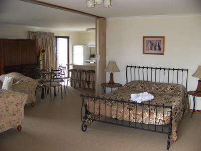 Anchorage At Victor Harbor Seafront Hotel - C Tourism 2