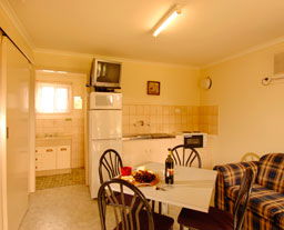 Victor Harbor Holiday And Cabin Park - C Tourism 2