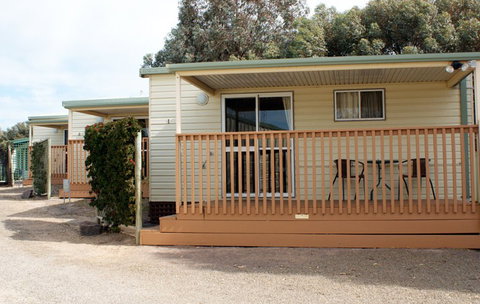 Moonta Bay Road Cabins And Cottages - C Tourism 3