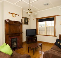Semaphore Beach House - C Tourism