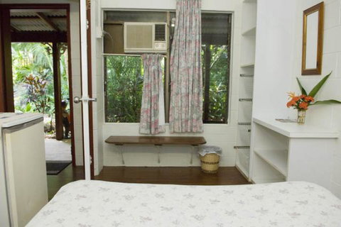 Cooktown Motel Pam's Place - C Tourism 5