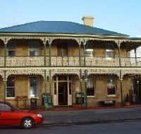 Richmond Arms Hotel - The - C Tourism