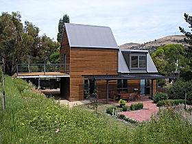 Red Brier Cottage Accommodation - C Tourism 0