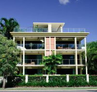 Cairns Beachfront Apartment - C Tourism