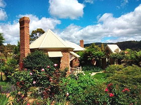 Moving Image Boutique Guest House - C Tourism 0