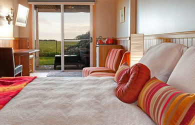 Old Cable Station Colonial Retreat - C Tourism 3