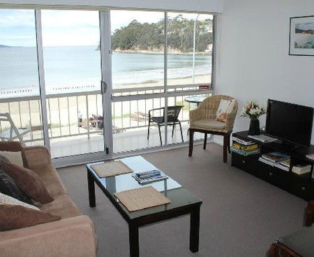 Lifes A Beach Apartment - C Tourism 4