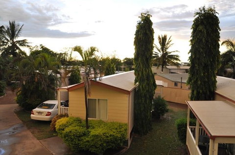 Ashs Holiday Units And Cafe - C Tourism 5