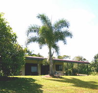 Daintree Mountain View Retreat and Vanilla Beans - C Tourism