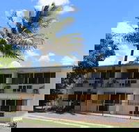 Pippies Beachhouse - C Tourism