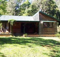Red Dog Retreat - C Tourism