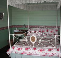 Berry Mountain Farm Mullengrove Cottage - C Tourism