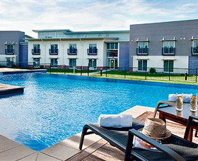 Springs Resort - Shoalhaven Sports Motel - C Tourism 0