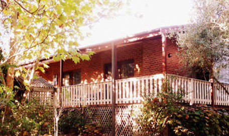 Old England Accommodation - C Tourism 4