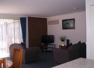 AnchorBell Holiday Apartments - C Tourism 3
