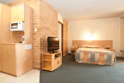 New Olympic Motel - C Tourism 3