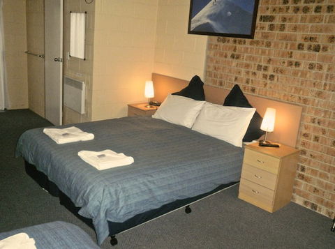 Aalberg Chalet Jindabyne - C Tourism 2
