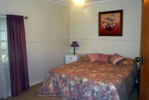 Kastle On King - C Tourism 0