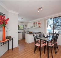 Magnus Street Treetops - C Tourism